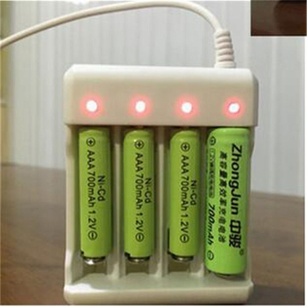 Universal USB 4 Slots Battery Charger For AA/AAA